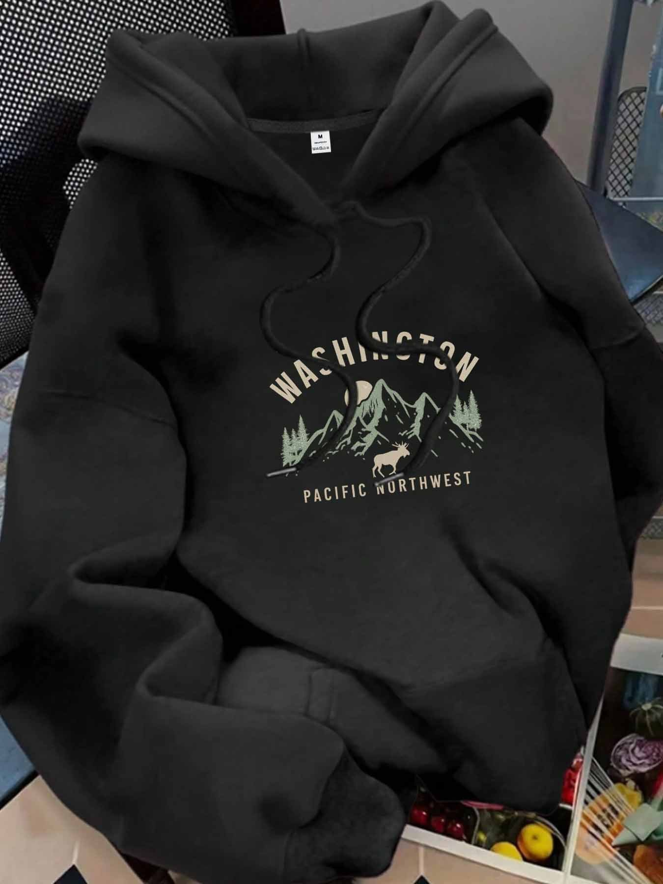 Tailorly Women's Printed Hoodie - Washington Pacific Northwest Mountain Forest With Bear And Pine Trees