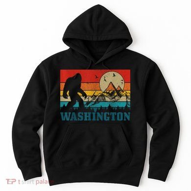 Tailorly Men's Printed Hoodie - Washington Vintage Mountain Sunset With Silhouette Trees And Bigfoot Figure