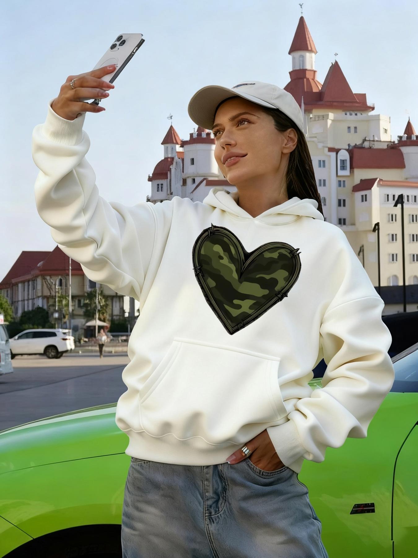 Tailorly Women's Printed Hoodie - Camouflage Pattern Heart With Urban Outdoor Street Style Hoodie