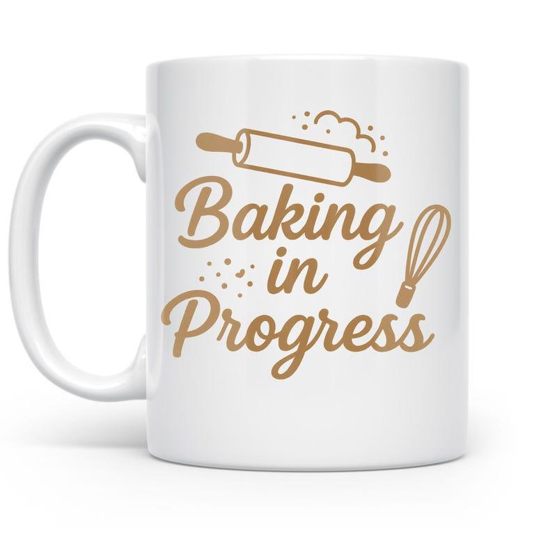 Tailorly White Ceramic 11 oz Mug - Baking In Progress Classic Kitchen Rolling Pin With Hand Whisk And Flour Dust Mug