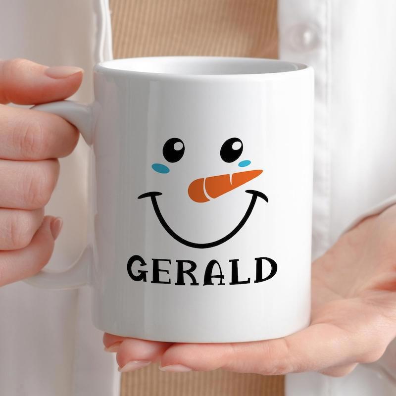 Tailorly White Ceramic 11 oz Mug - Gerald Minimalist Smiling Face With Bright Orange Carrot Nose Friendly Snowman