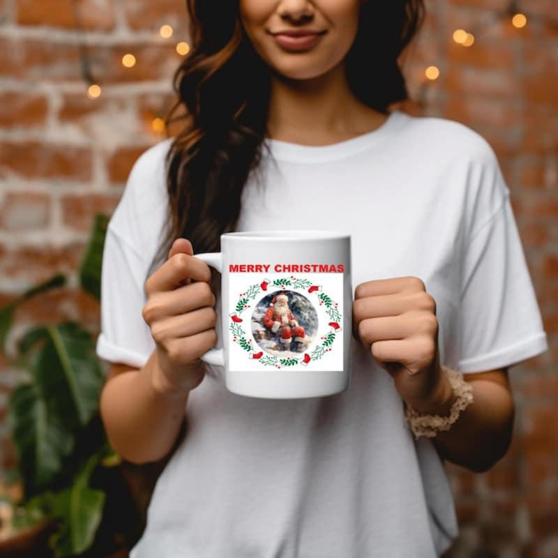 Tailorly White Ceramic 11 oz Mug - Merry Christmas Festive Holly Wreath Surrounding A Small Child Portrait Mug