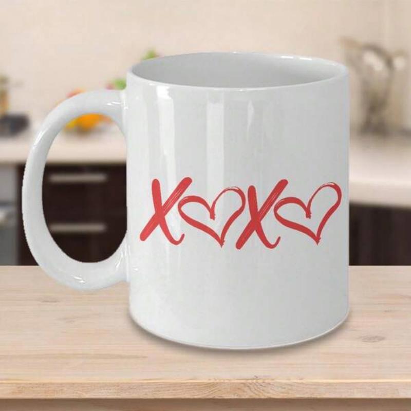 Tailorly White Ceramic 11 oz Mug - Xoxo Vibrant Red Hand Drawn Symbols Arranged In Linear Order Heart