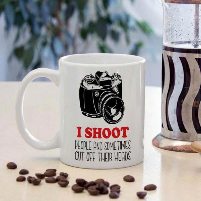 Tailorly White Ceramic 11 oz Mug - I Shoot People And Sometimes Cut Off Their Heads Vintage Style Black And White Line Art Professional Slr Photography Camera