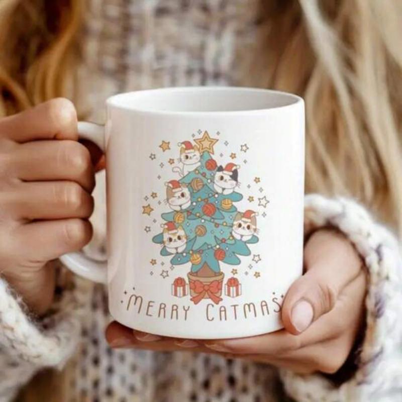 Tailorly White Ceramic 11 oz Mug - Merry Catmas Festive Evergreen Decorated With Adorable Kittens And Shimmering Golden Stars Christmas Tree