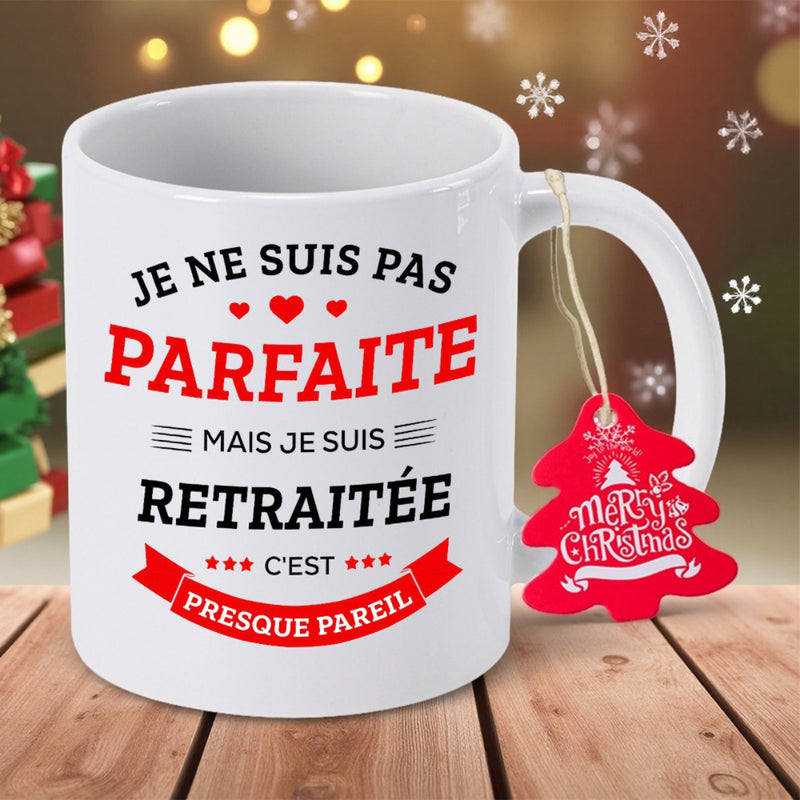 Tailorly White Ceramic 11 oz Mug - White Ceramic Coffee Cup With Red Christmas Tree Gift Tag Mug