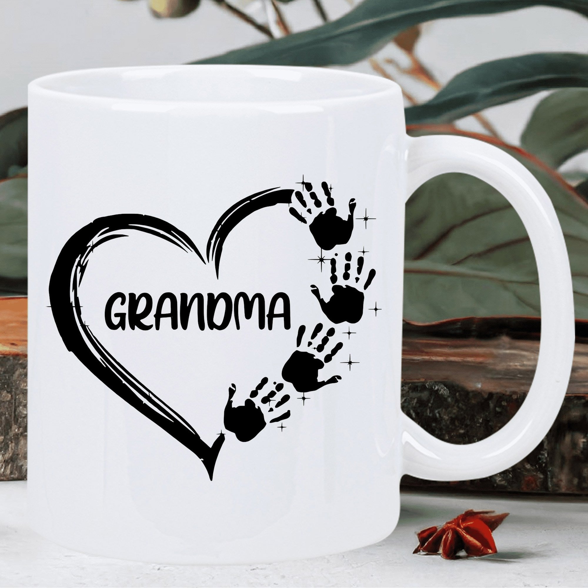 Tailorly White Ceramic 11 oz Mug - Grandma Artistic Brush Stroke Heart Surrounded By Small Playful Little Handprints Heart