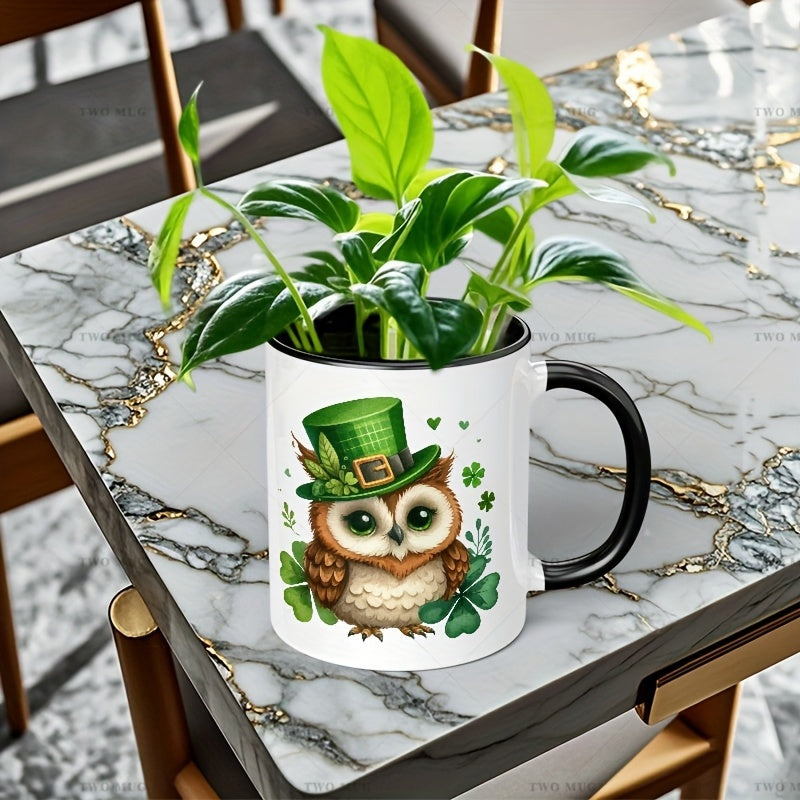 Tailorly Black Accent 11 oz Mug - green shamrock design vintage style