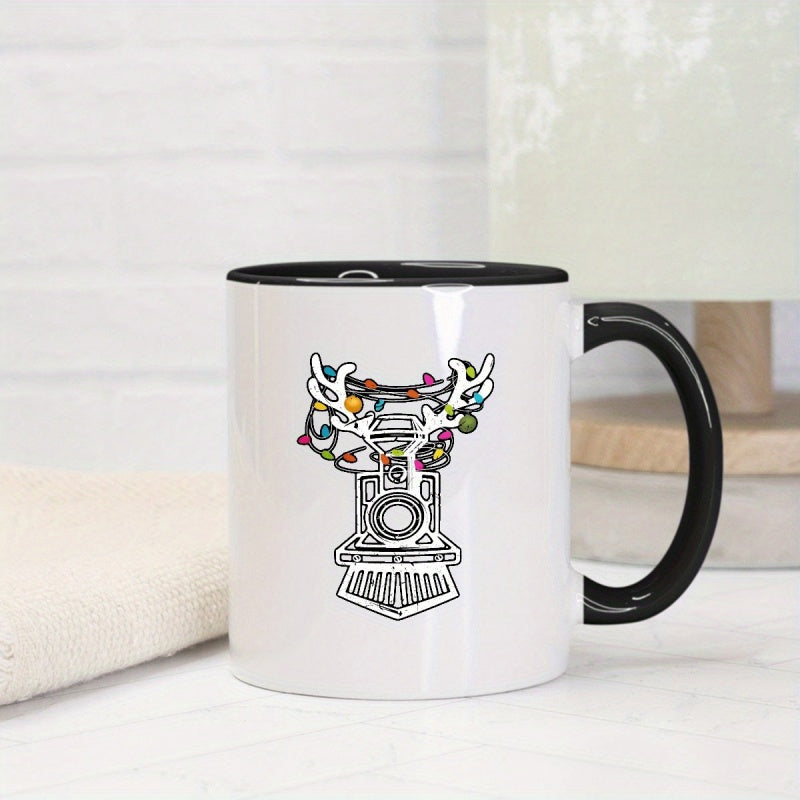 Tailorly Black Accent 11 oz Mug - reindeer camera