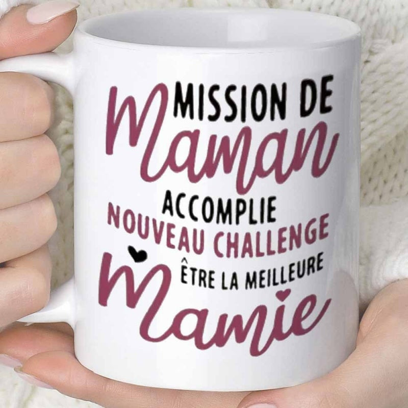 Tailorly White Ceramic 11 oz Mug - Minimalist Artistic French Script Quote With Small Decorative Heart Icons Ornamented Typography