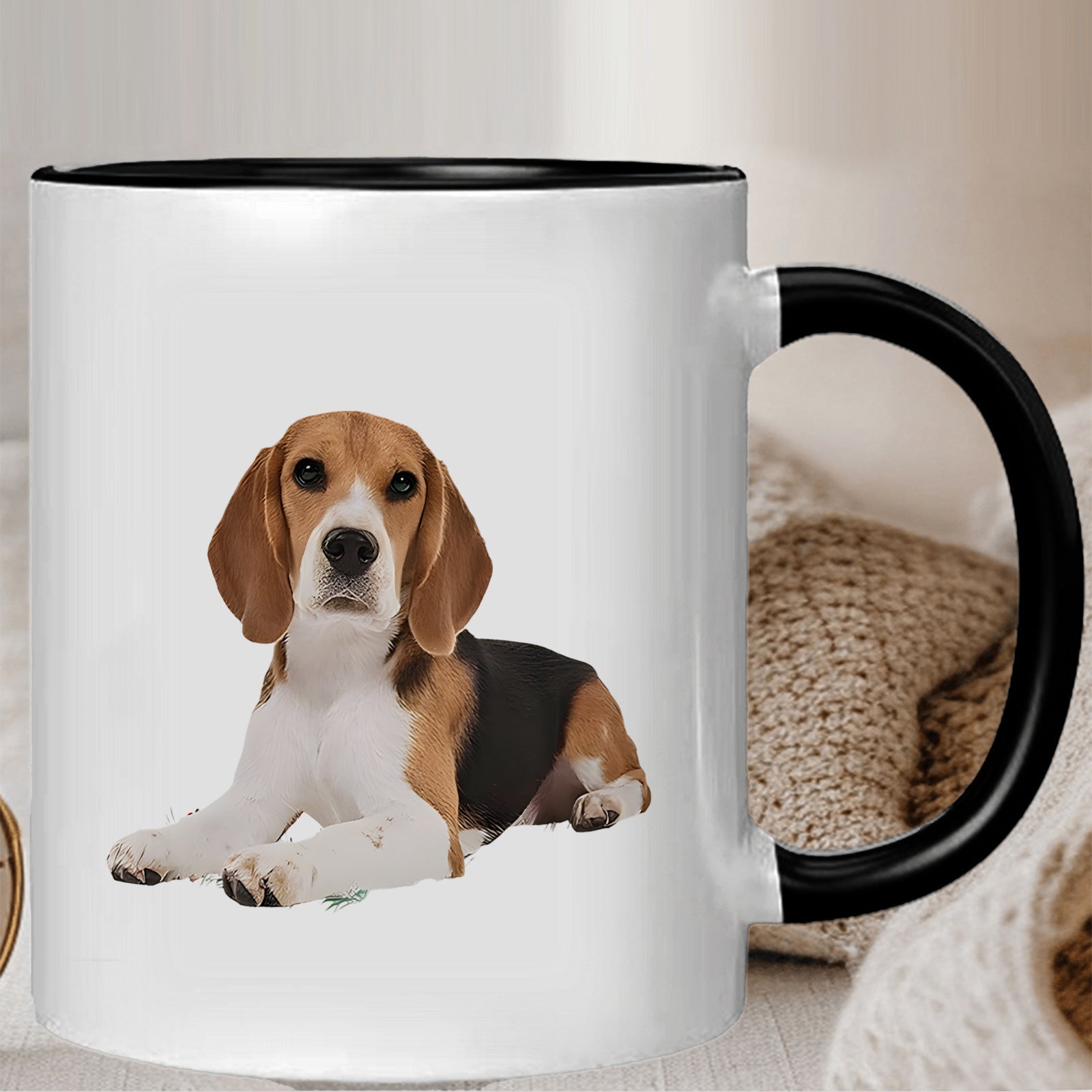Tailorly Black Accent 11 oz Mug - beagle design