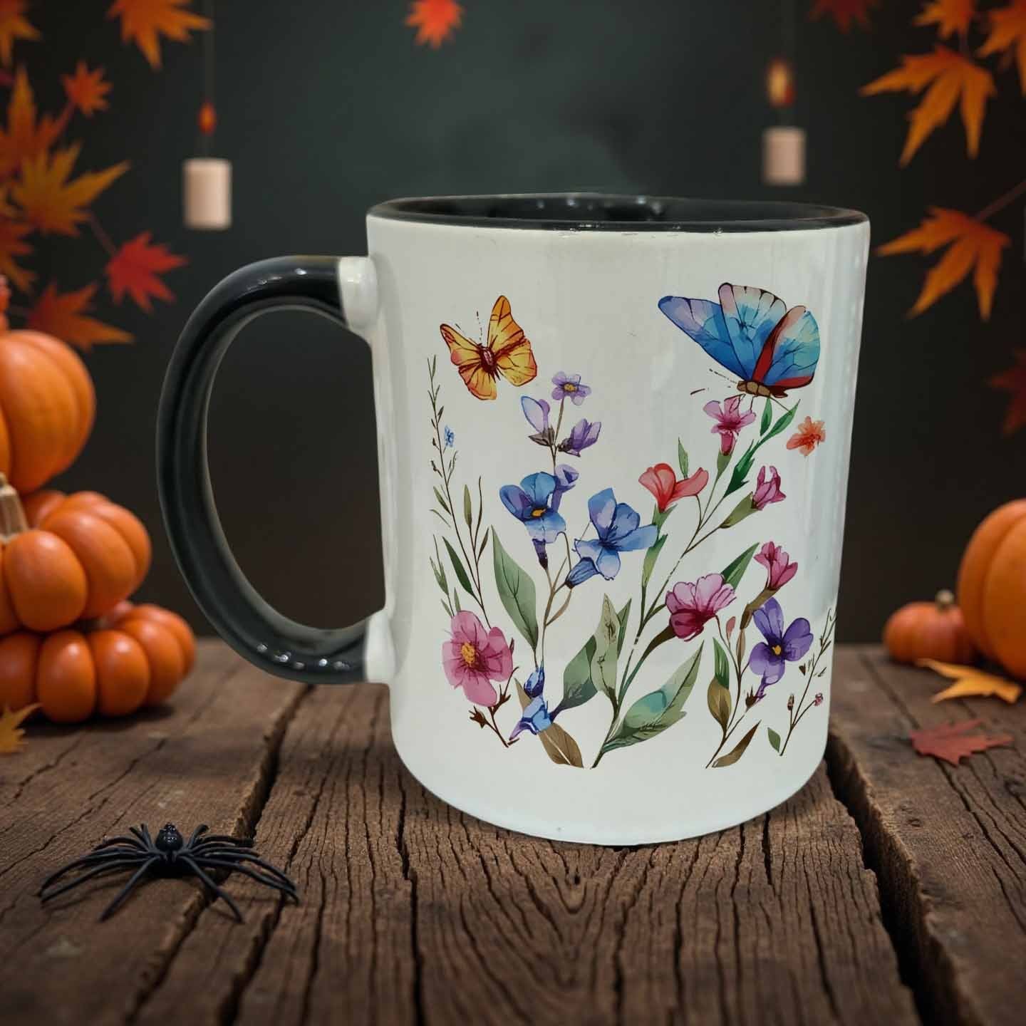Tailorly Black Accent 11 oz Mug - bear reading